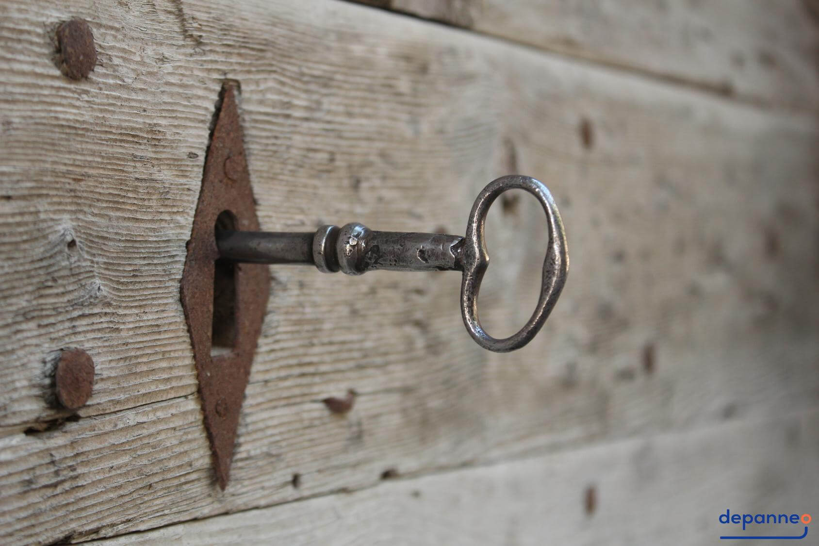 Comment Ouvrir Une Ancienne Serrure De Porte Sans Clé